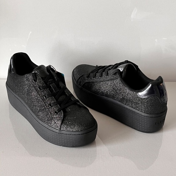 Skechers Fairy Dusted Plateau Glitter Platform Lace-Up Sneaker - Picture 2 of 6